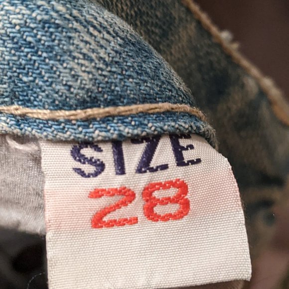 VTG Sequin Jean Capris - Picture 2 of 16